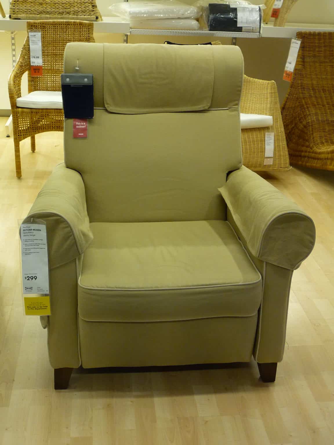 Are Recliners Tacky? (The Five Types You Should Know About) Manufactured Home Parts And