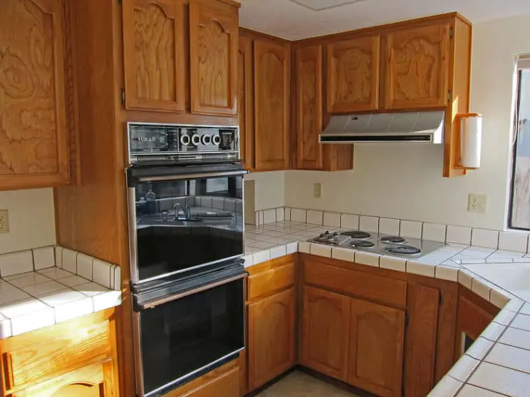 Is It Better To Have A Double Oven Or Two Single Ovens? (It Depends On