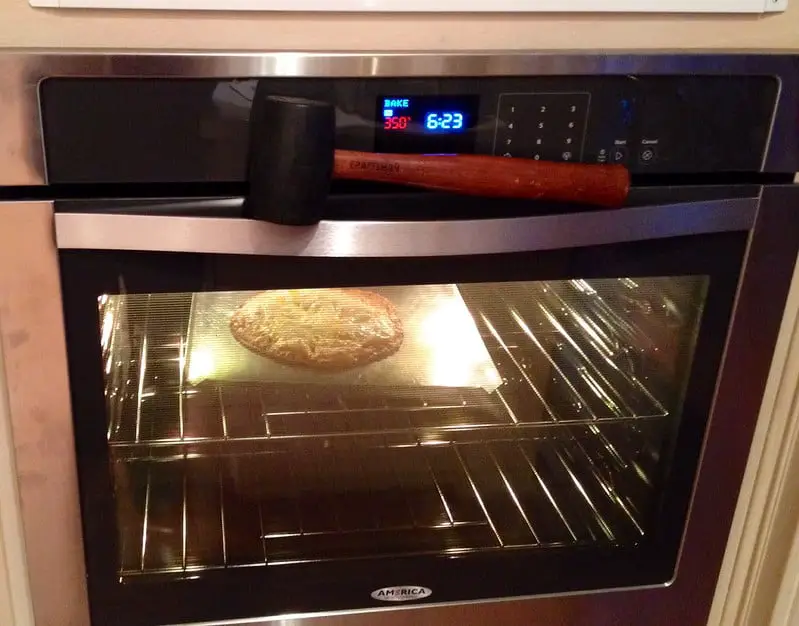 Is It OK To Use Your Oven Or Range As A Heater? (No, NEVER DO THIS