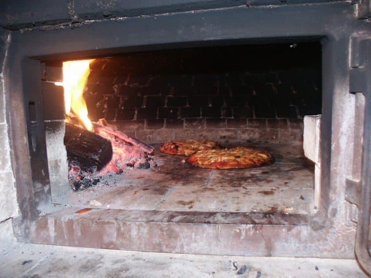 Is It Safe to Leave Your Oven On When You’re Not Home? (No, In Most