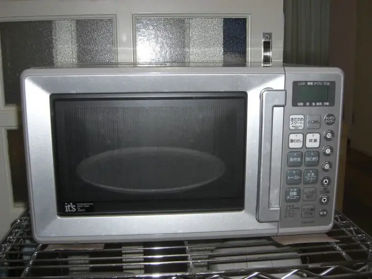 Can You Put A Microwave Oven on A Shelf Above the Kitchen Sink