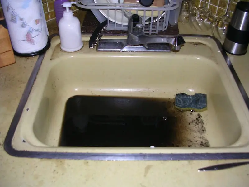 Can You Use the Kitchen Sink While the Dishwasher Is Running