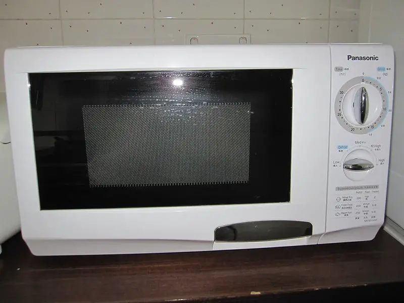 Is It OK to Have a Microwave Oven in Your Bedroom? Manufactured Home