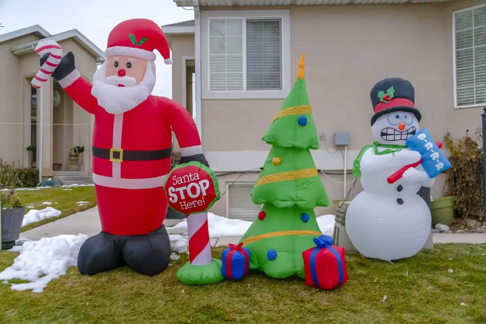 Are Inflatable Christmas Decorations Tacky?